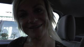 Cougar orgy in a car, threesome , blonde and 3 cocks