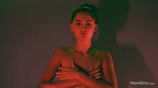 WOWGIRLS Hottest model with perfect boobs Sonya Blaze oiling herself and teasing us in this solo video