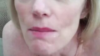 Amateur Mature Lady Lets You Have Fun With Her Vagina Today