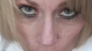Amateur blond babe plays the doctor in this medical fantasy