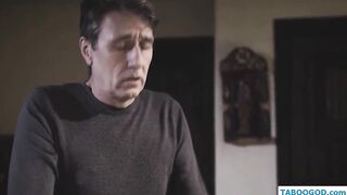 Dad fucks hard daughter
