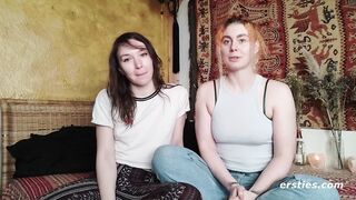 Ersties - Zora und Innana genießen gemeinsam Squirting