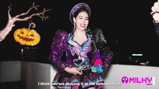 Milf cachonda decide ir a mi apartamento y no a su fiesta de Halloween - Gatidiosa