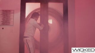 Zeta Star 4 Melanie Marie gets pleasured by a Mandroid