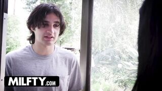 Cougar Goddess Payton Preslee Convinces Her New Stepson To Fuck Her Hard Like Her Man Never Did