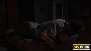 SISPORN. Boy spends unforgettable night with scared and excited stepsis