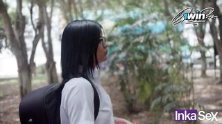 Inocente colegiala latina culona es llevada con mentiras a casa de un extraño para follar