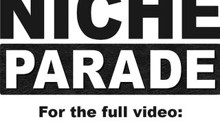 NICHE PARADE - Cock Flash In Alley For Sexy Latina