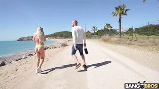 BANGBROS - Dripping Wet Angie Lynx Gets Extra Nasty With Potro De Bilbao In Public View