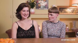 Ersties - Heiße Dildo Action mit deutschen Babes