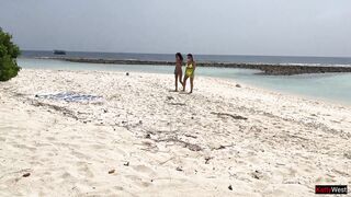 Pervert cummed on girls while they were sunbathing on a public beach