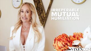 VIXEN Hot babe hooks up on Vacay