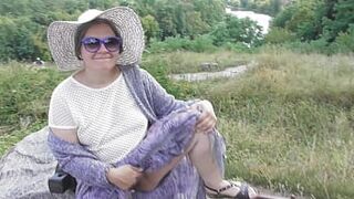 Hairy mature upskirt on the carriage
