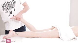 Encounter between tiny girl and masseur ends with creampie