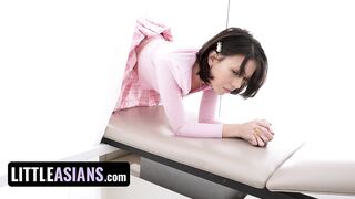 Tight Hole Examination Trailer