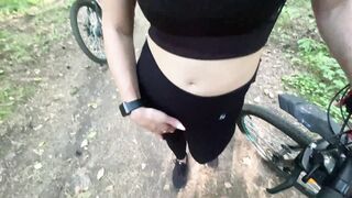 I met a big-boobed beauty in the woods and persuaded her to suck my dick