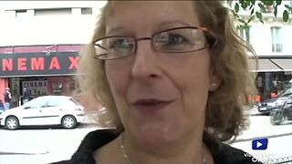 Françoise, mature in need of cock