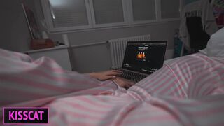 Step son distract step mom from work, so she helps cum with hand job in share bed, but get fuck