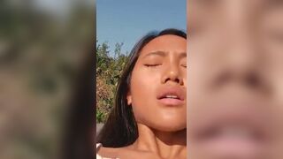 Main dengan adik