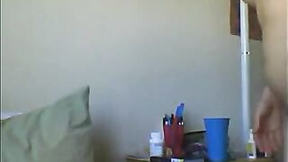 Butterface amateur girl on webcam - slutycams.net
