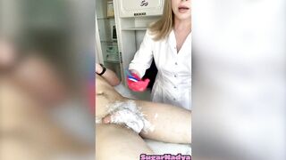 SugarNadya cuts her pubes for a client with a big dick