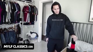 Lucky Stepson Catches His Kinky Stepmom With A Butt Plug And Fills Her With Hot Jizz - MYLF Classics