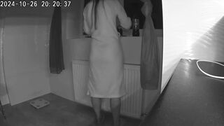 Real cheating.New wife fucks her husband's friend