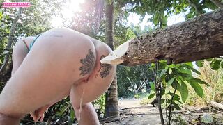 When I pee in the woods I seriously think about sticking this log of wood up my ass because it was itching