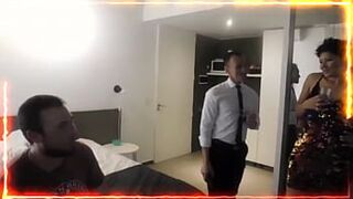 HE WILL TAKE HIS ASS WITH A HUGE PORONGA, TAKE A BOTTLE OF CIDER AND d. THE ASS DIRECTLY (RICH CIDER)