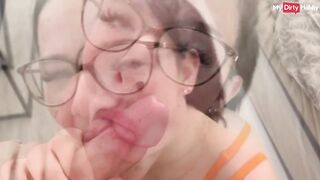 Stepbro mouthfucks his nerdy stepsis in her bed - MyDirtyHobby