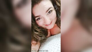 Chubby pale Aussie orgasms for you