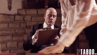 Jill Kassidy In The Secretary