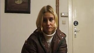 Deutsches Teen auf der Strasse angesprochen