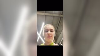 Training and masturbate in the gym