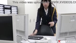 [DID] The next prey is Alisa the security guard