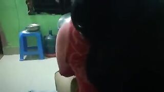Mallu wife dress change when she is in the bathroom