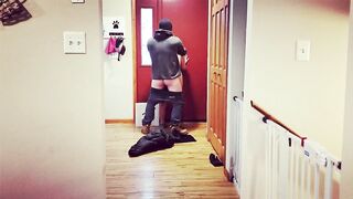 Caught Cheating! Wife flashes and fucks the deliveryman