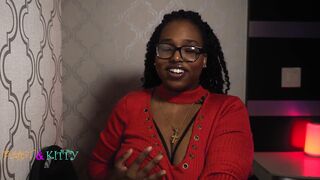 Seducing her client to pound her pussy ( ItsKittyLove Itsthebeast )