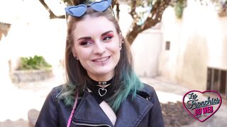 Trixy, beautiful naughty 21 year old who loves fucking