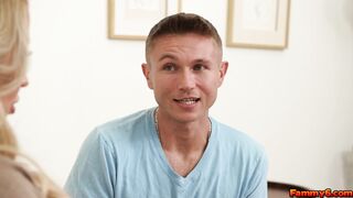 Stepmom gives her stepson the chance to fuck her in her ass
