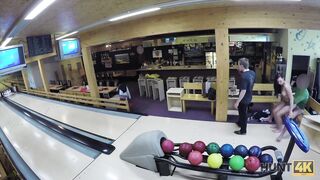 HUNT4K. La pareja pobre necesita efectivo para comprar y Hunter