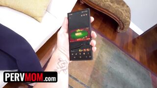PervMom - Thirsty Voluptuous Stepmom Sheena Ryder Seduce And Masturbates For Her Horny Stepson