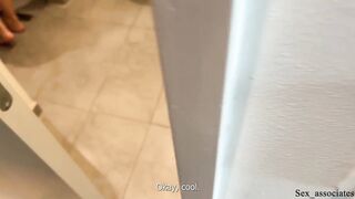 "Don't even try to put it inside ..." Naive stepmom gets her first anal creampie from her manipulative stepson