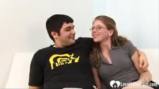 eating cuckold woman