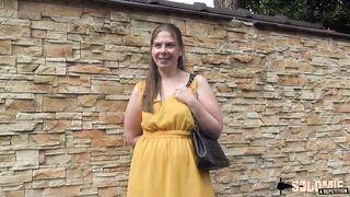 Alice demands a severe guy for her pleasure