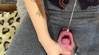 LifeStyle Femdom - Amateur Home Female Domination (Facesitting in Leggings, Trampling, Spitting) (Preview)