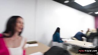 Booty Classmate Sneaks a Grope in Class – PervTeen