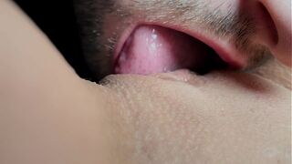 Naughty Tongue Eating Pussy
