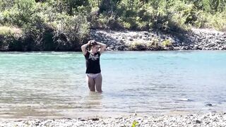 I Get Lost in the Forest and an Argentinean Helps Me... Get My Milk Out