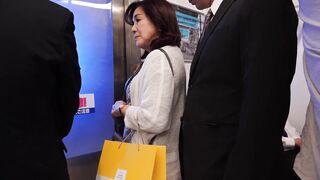 Married Woman Train ~Touched 70's Chiyoko Kawabata